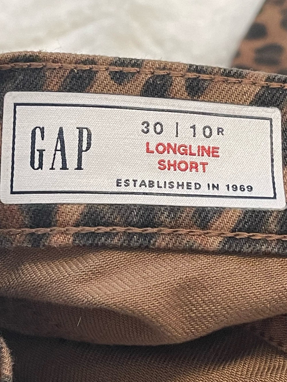 NWT GAP Denim Leopard Longline Shorts - Picture 11 of 15
